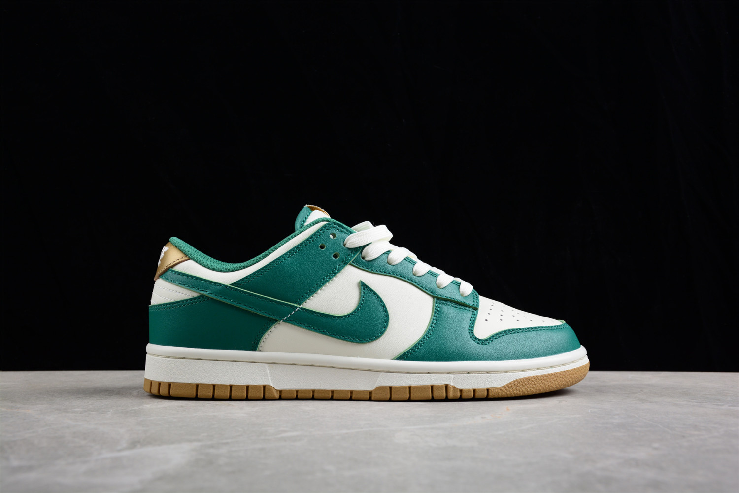 Nike Dunk Low Malachite University Gold FB7173-131