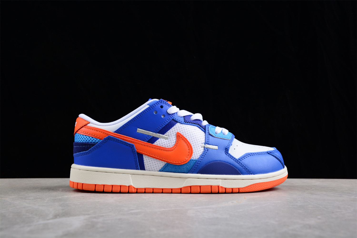 Nike Dunk Low Scrap Knicks DM0128-100