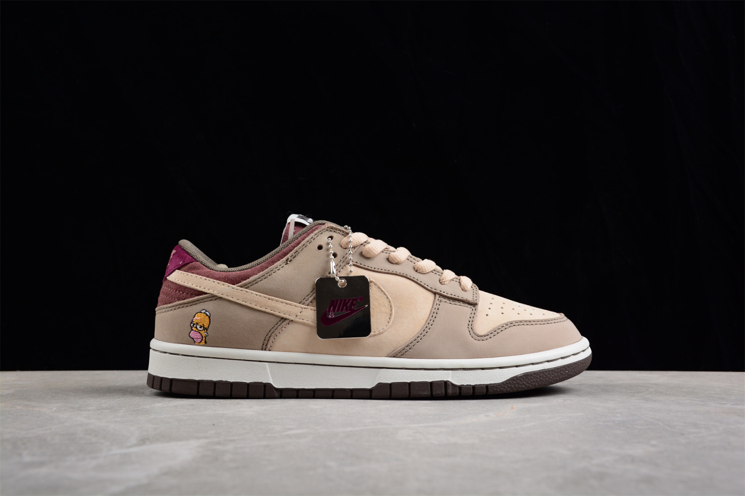 Otomo Katsuhiro x Nike SB Dunk Low Steamboy OST LF0039-030