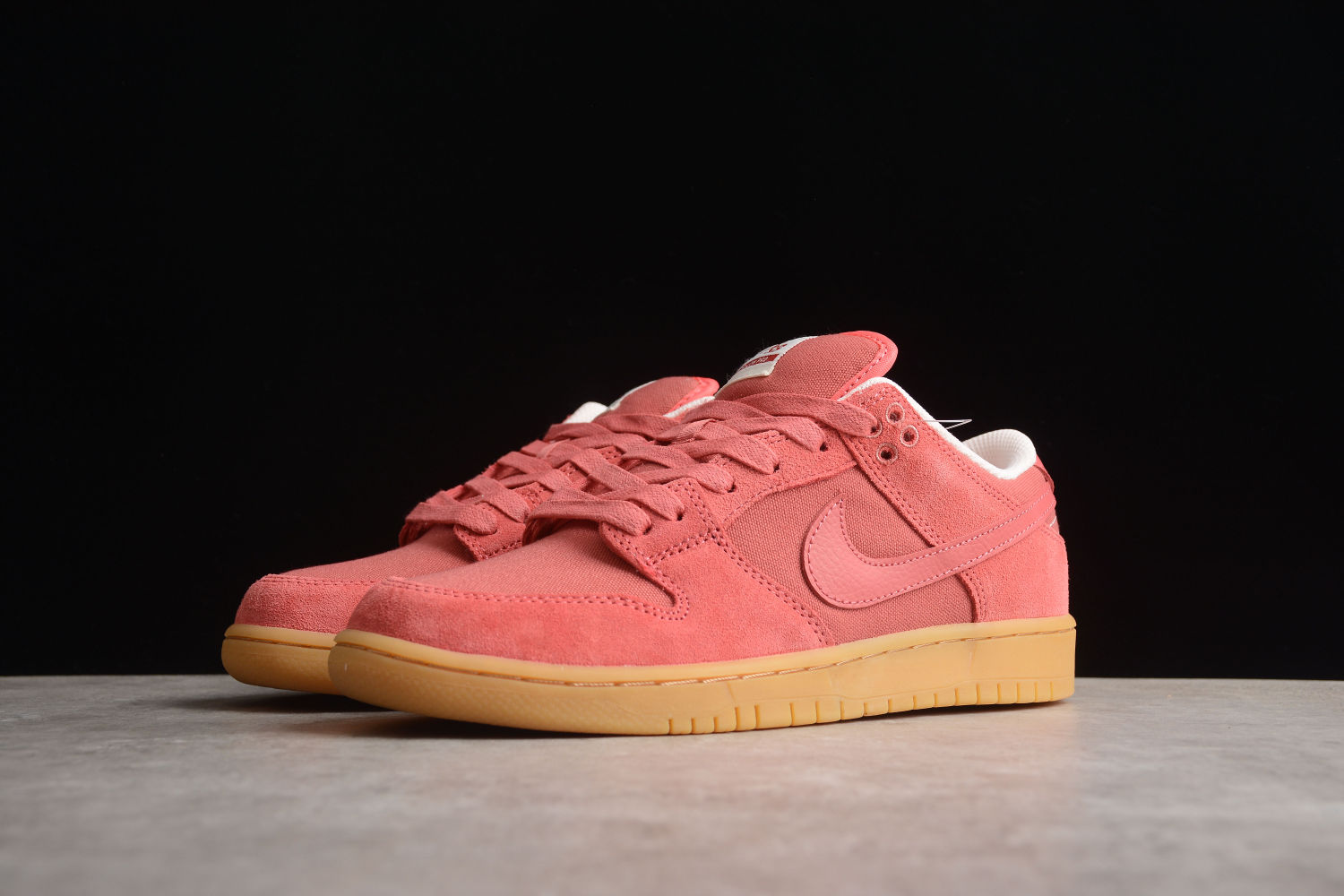 Nike SB Dunk Low Adobe DV5429-600