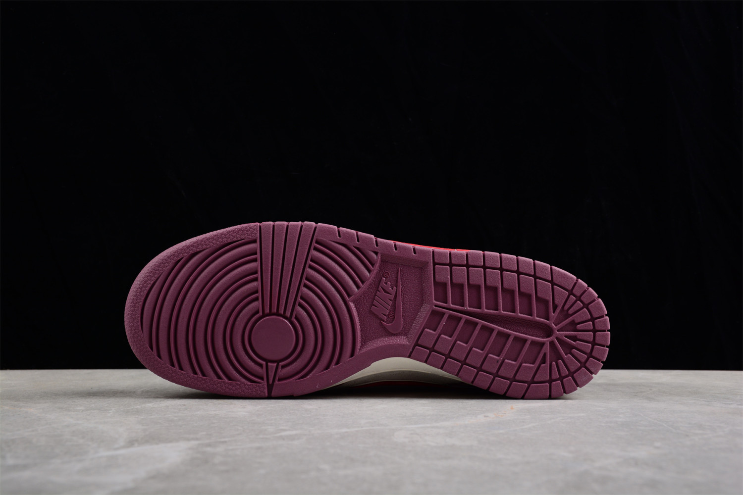 Otomo Katsuhiro x Nike SB Dunk Low Steamboy OST DA8863-082