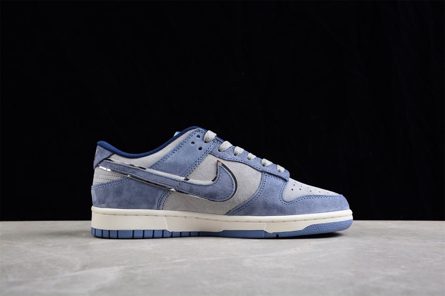 Otomo Katsuhiro x Nk SB Dunk Low Steamboy OST DR3369-526