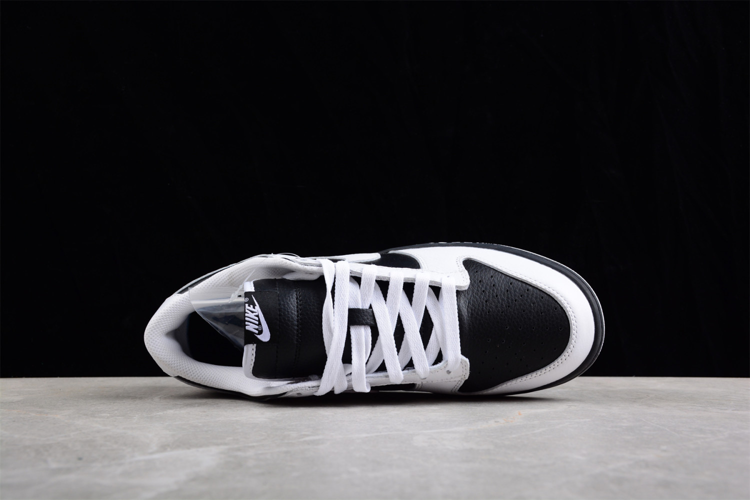 Nike Dunk Low Retro Reverse Panda FD9064-011