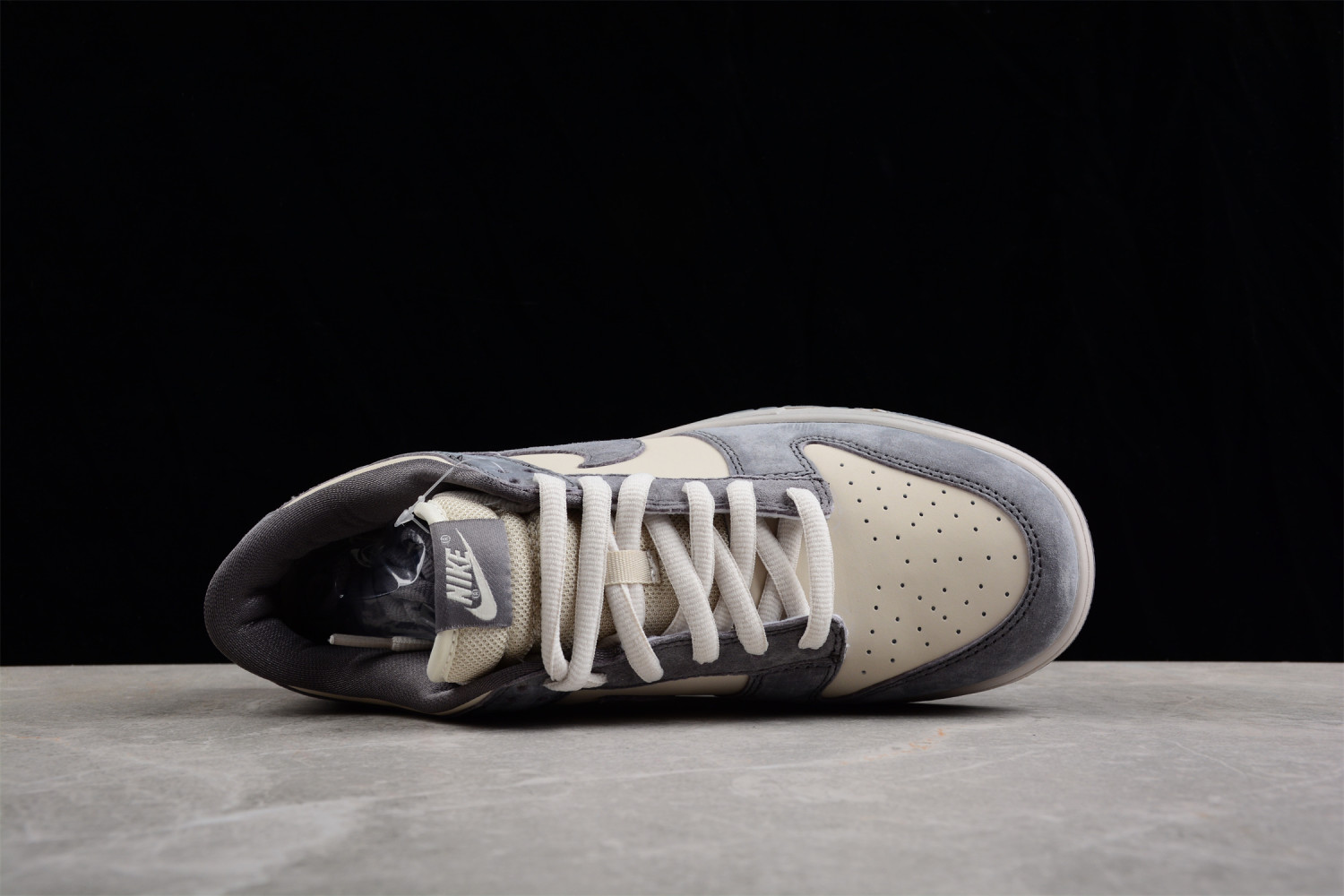 Nike SB Dunk Low Prm 854866-002