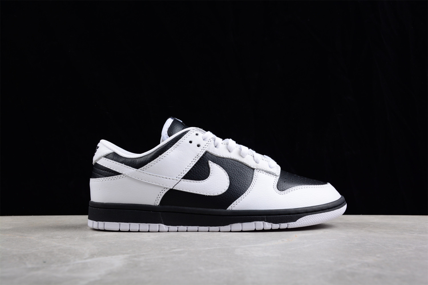 Nike Dunk Low Retro Reverse Panda FD9064-011