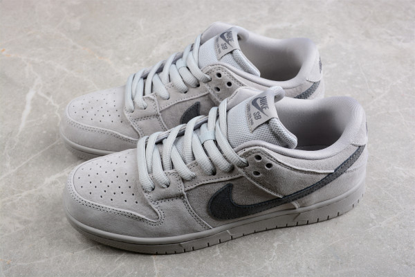 Nike SB Dunk Low Pro PRM 854866-016