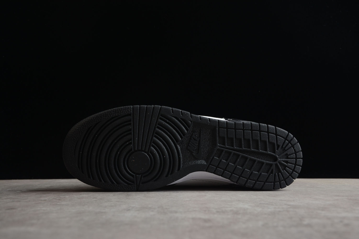 Nike Dunk Low Disrupt 2 Panda DV4024-002