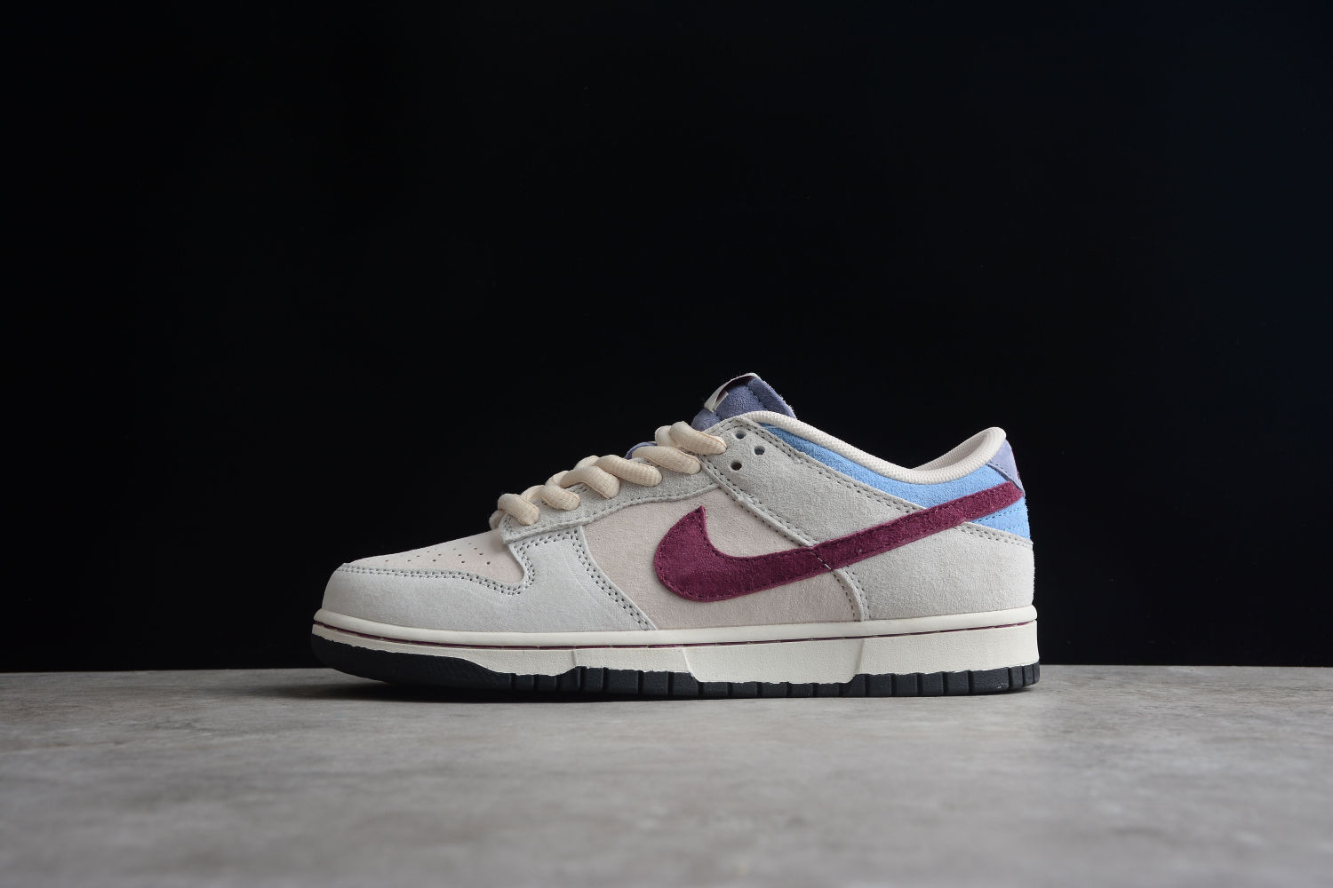 Otomo Katsuhiro x Nike SB Dunk Low Steamboy OST Dark Red Blue LF0039-005