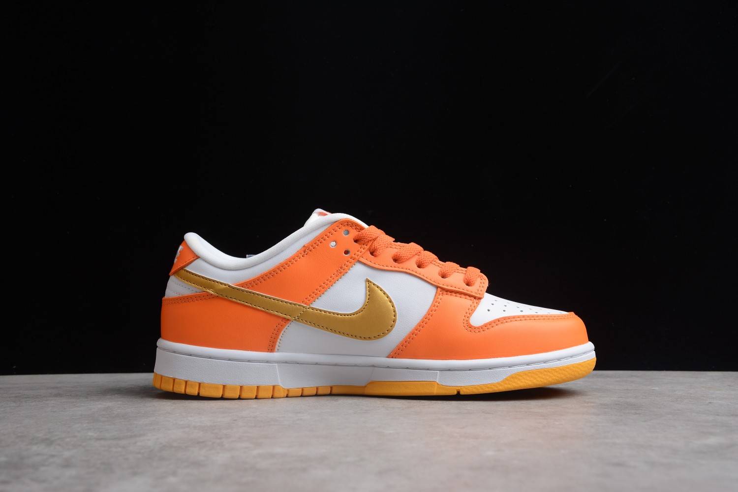 Nike SB Dunk Low White Flamme Orange Blaze Golden Blanc CU1726-002