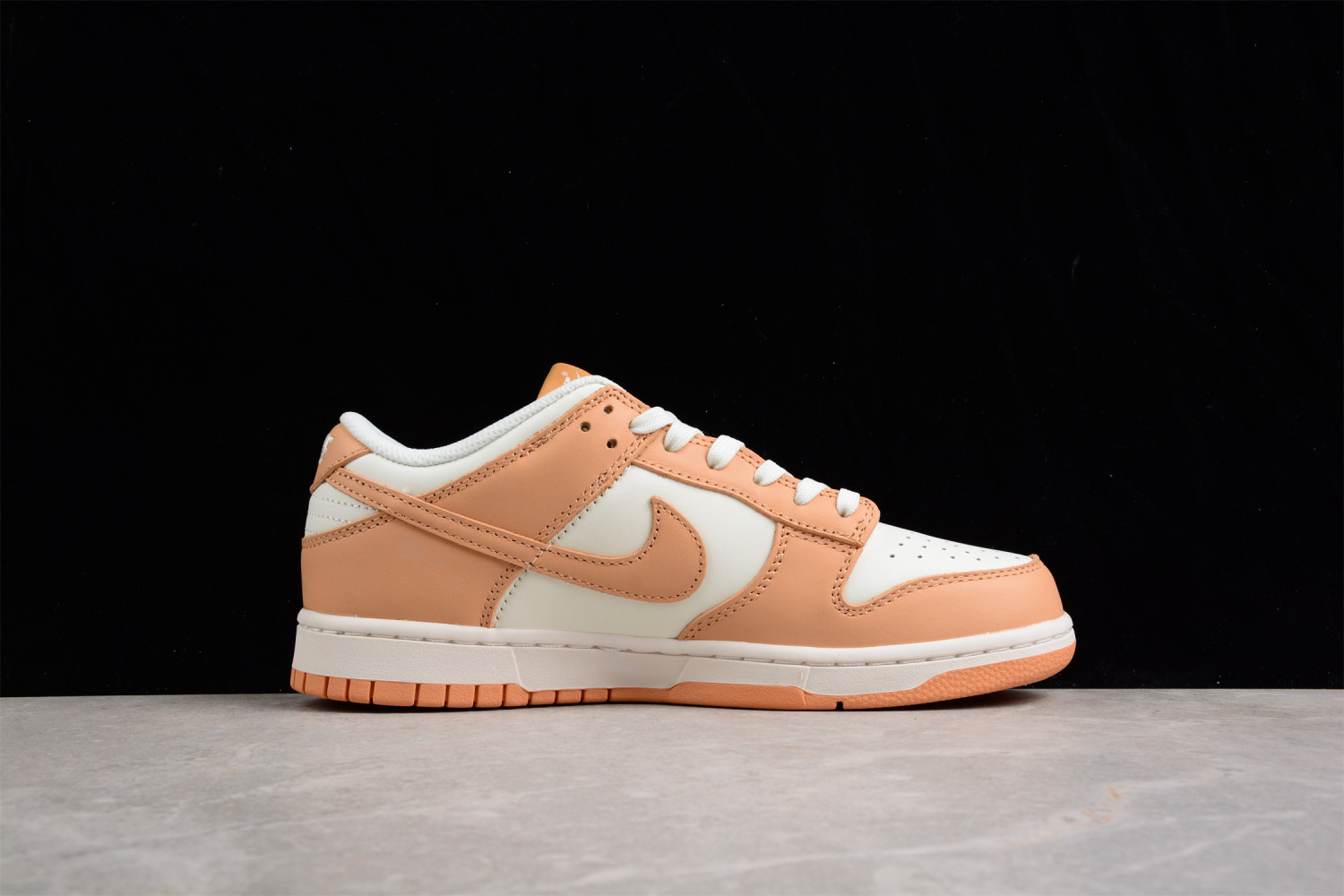 Nike Dunk Low Harvest Moon (W) DD1503-114