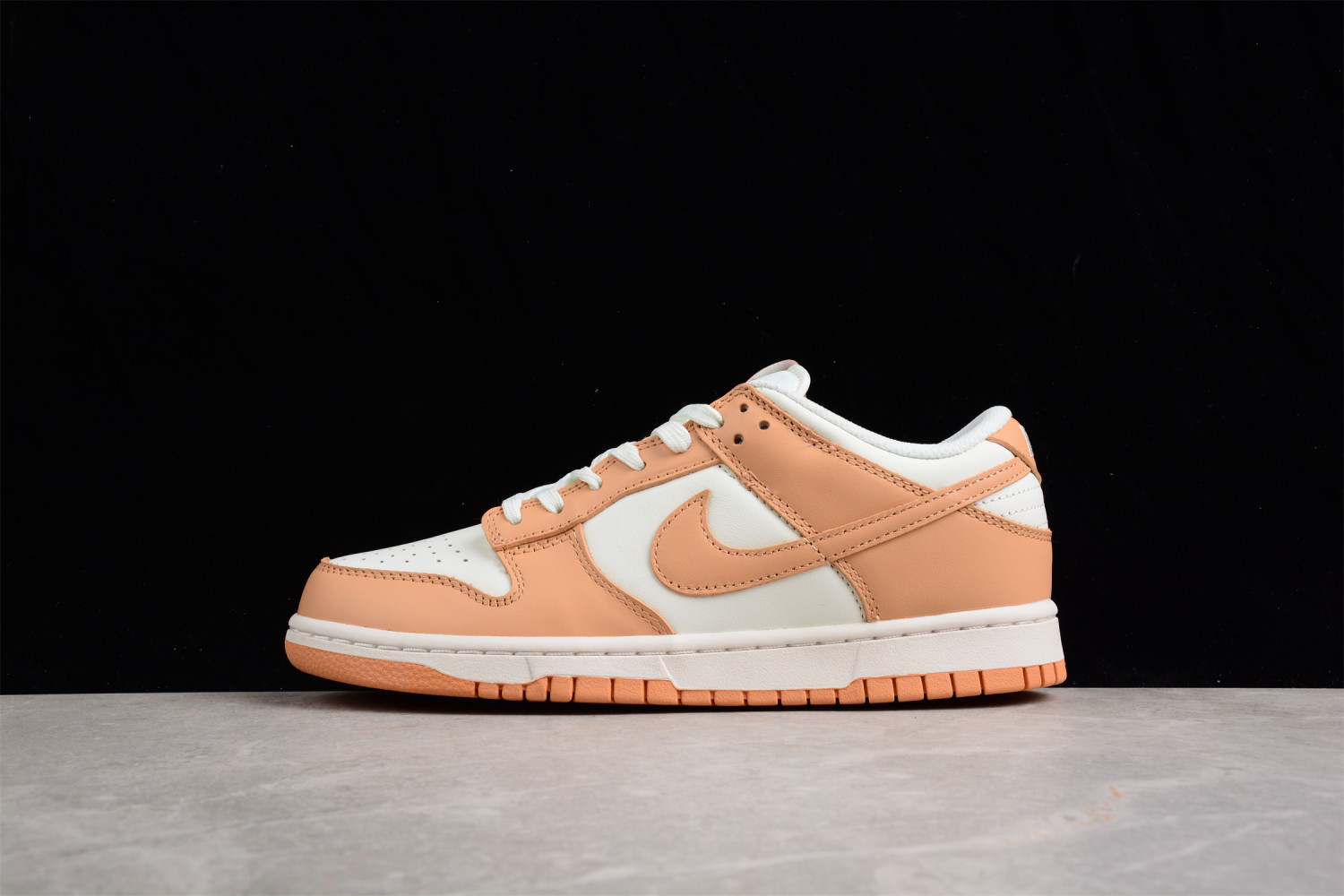 Nike Dunk Low Harvest Moon (W) DD1503-114