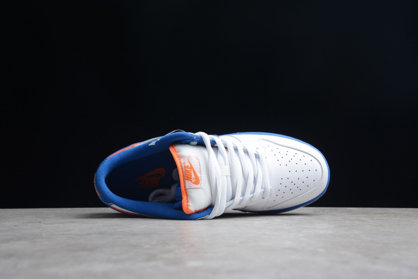 Nike SB Dunk Low Medicom 1 304292-142