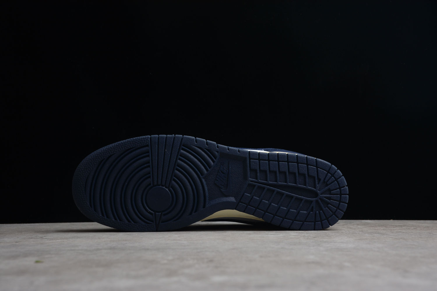 Nike Dunk Low Vintage Navy DD1503-115