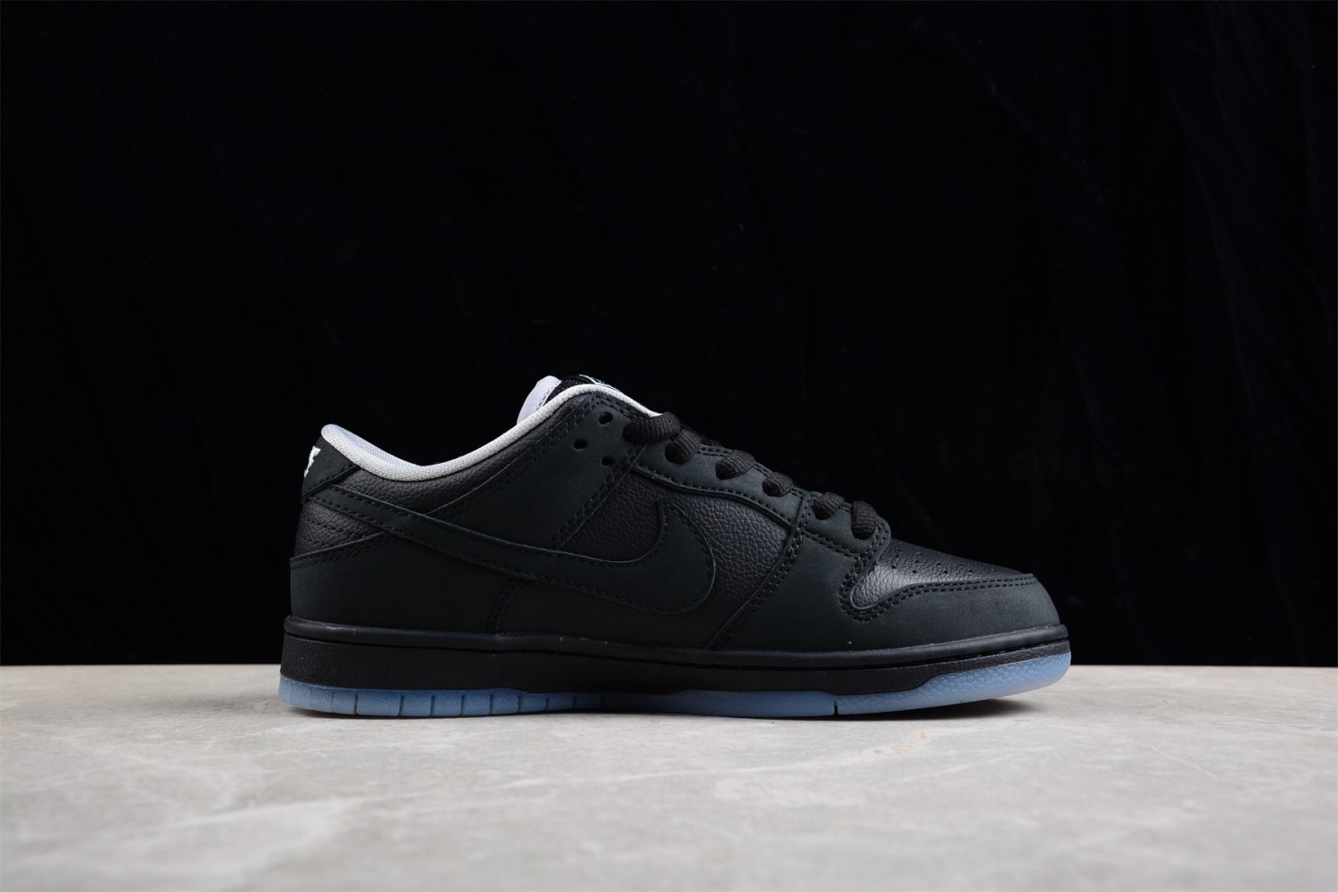 Nike Dunk Low SP Undefeated 5 On It Black DO9329-001