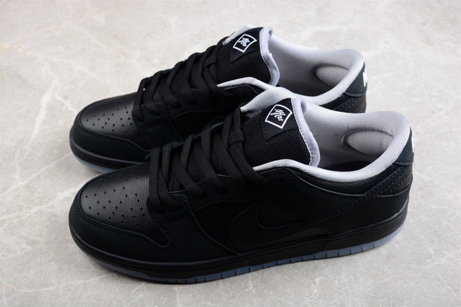 Nike Dunk Low SP Undefeated 5 On It Black DO9329-001