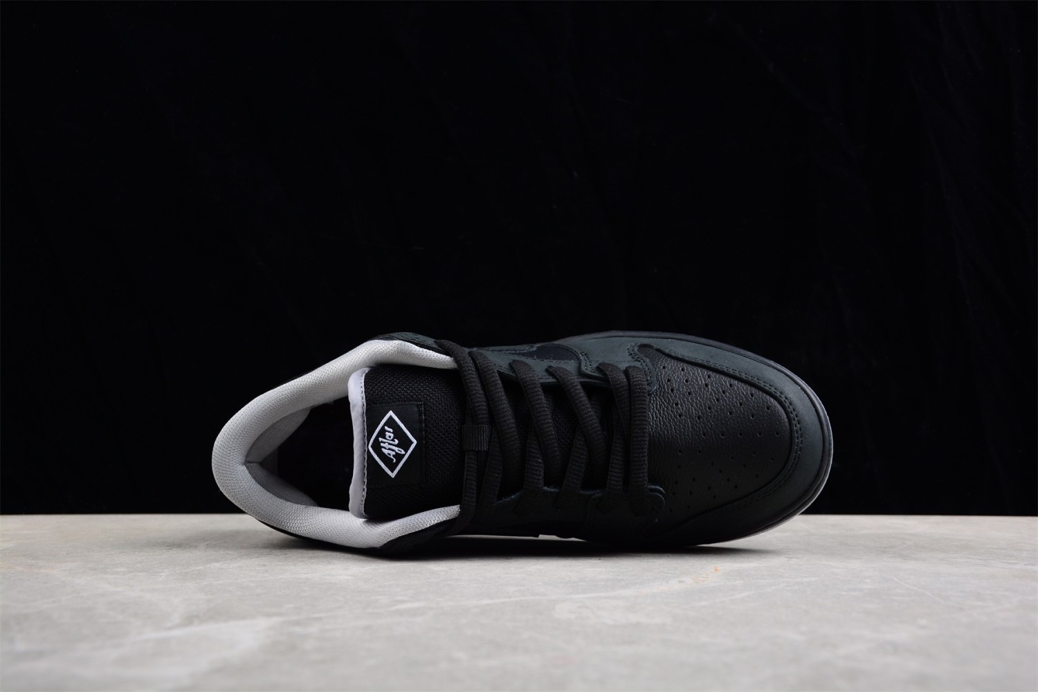 Nike Dunk Low SP Undefeated 5 On It Black DO9329-001