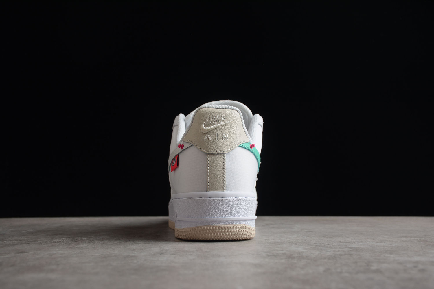 Nike Air Force 1 Low 