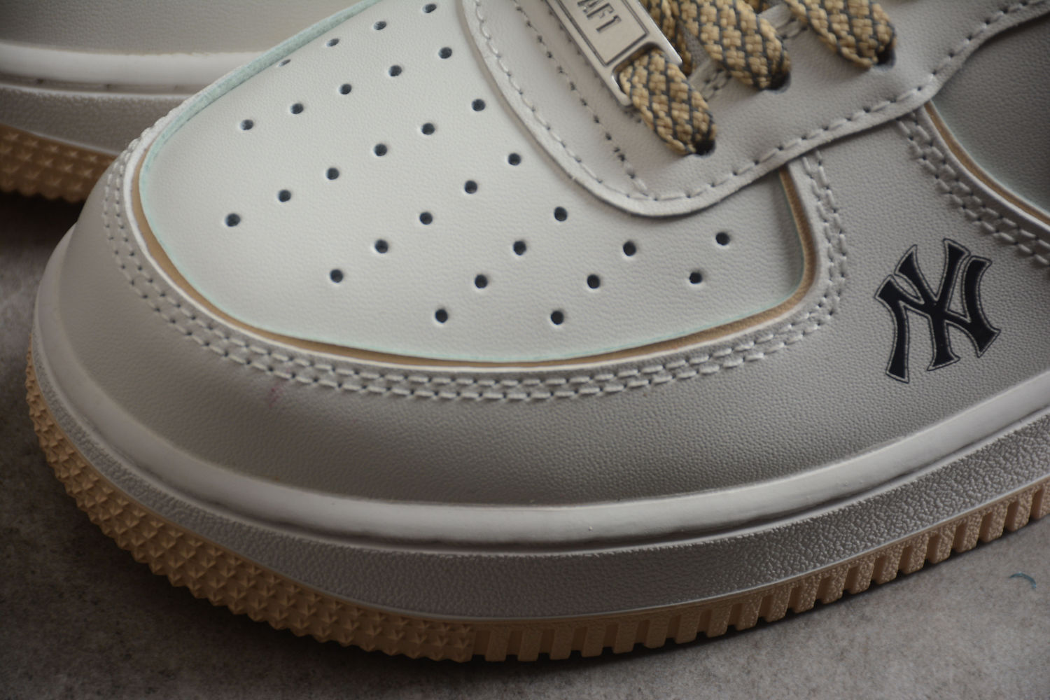Nike Air Force 1 Low BS8806-555