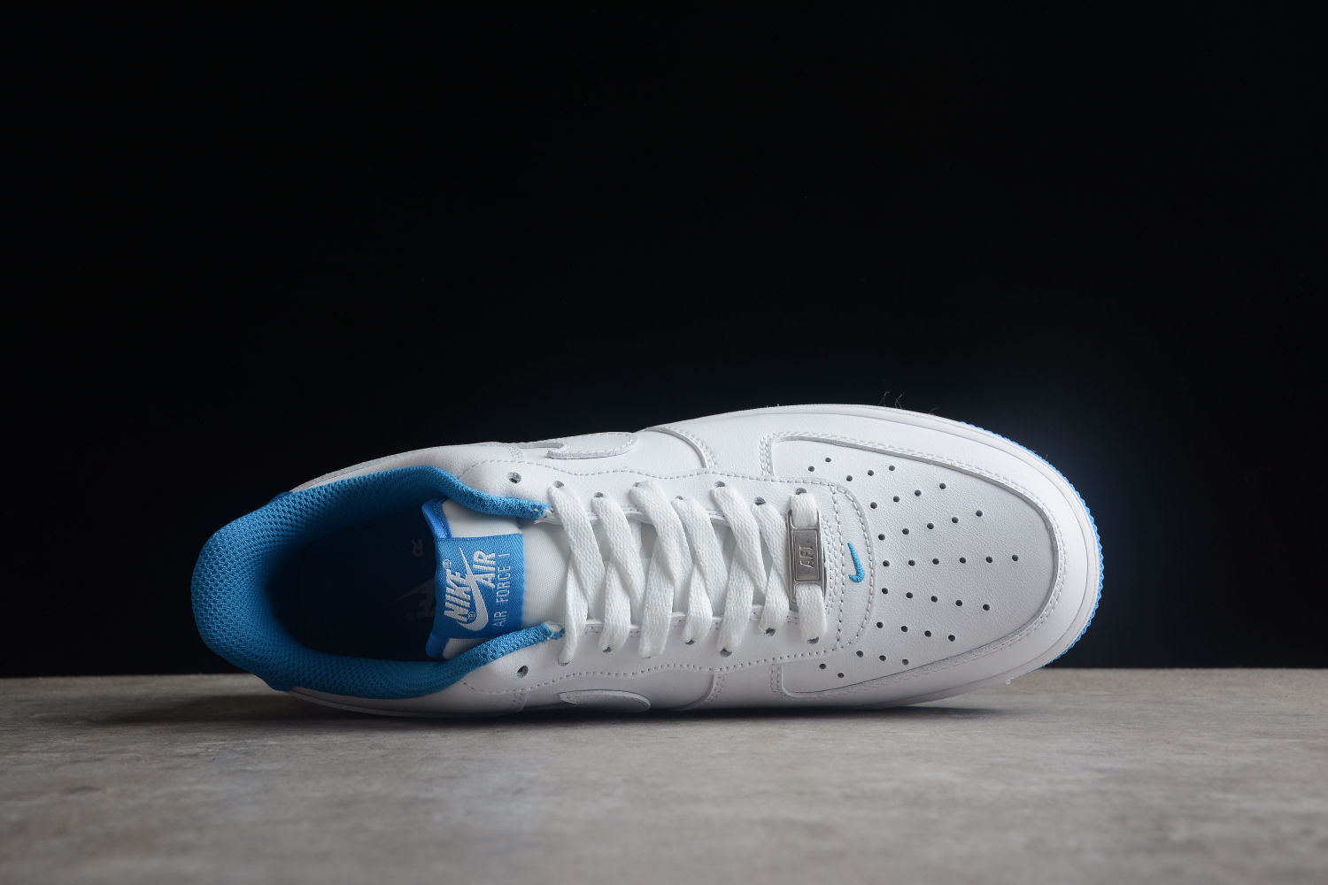 Nike Air Force 1 Low 
