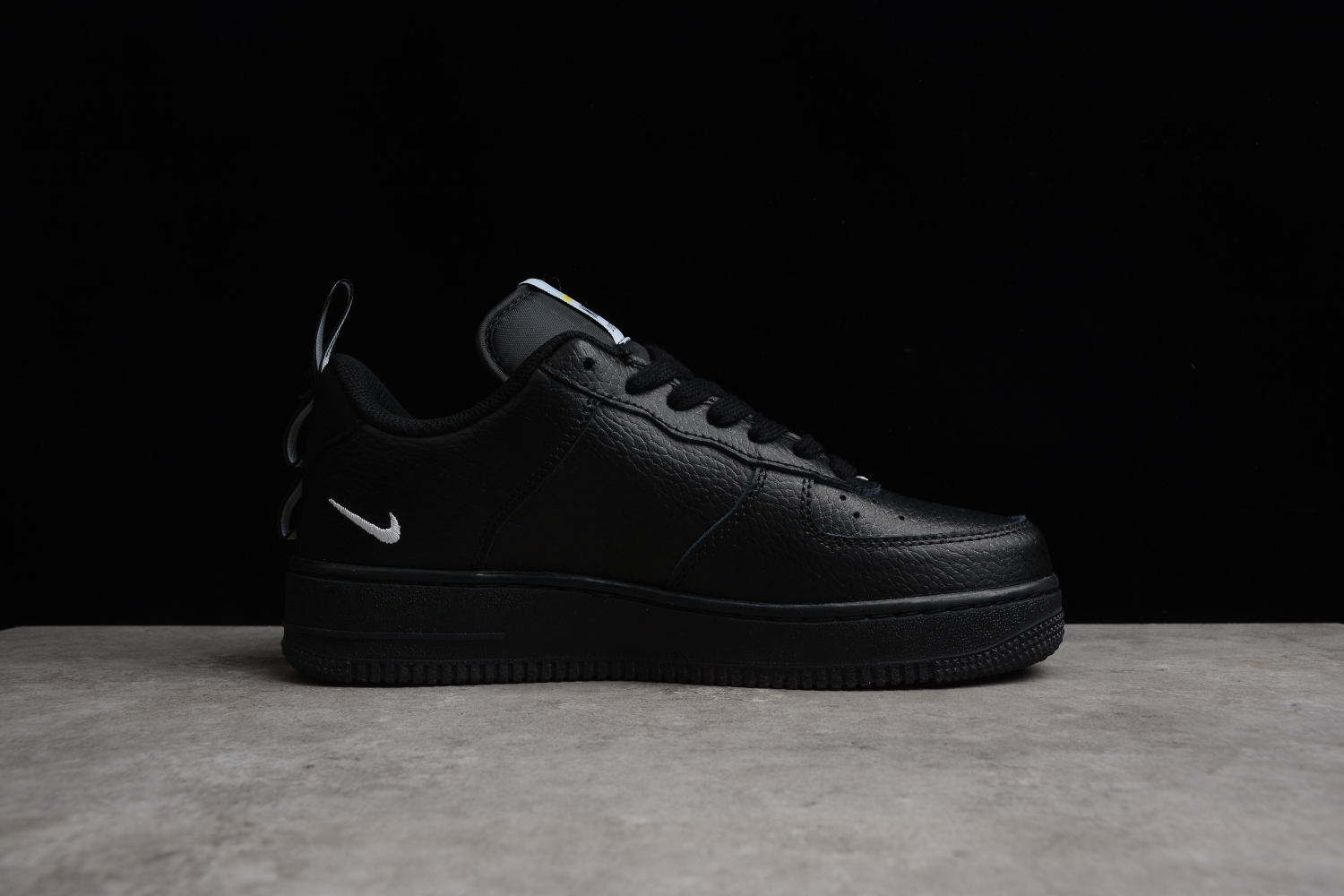 Nike Air Force 1 Low Utility Black White AJ7747-001