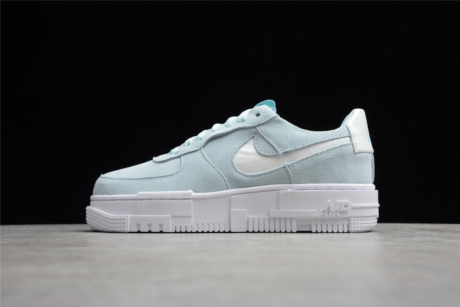 Nike Air Force 1 Low PIxel Glacier Blue (W) DH3855-400