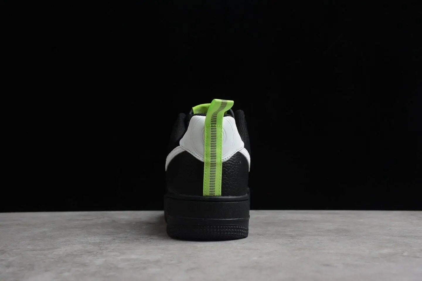 Nike Adds The Air Force 1’s Iconic “Pivot Point” DO6394-001