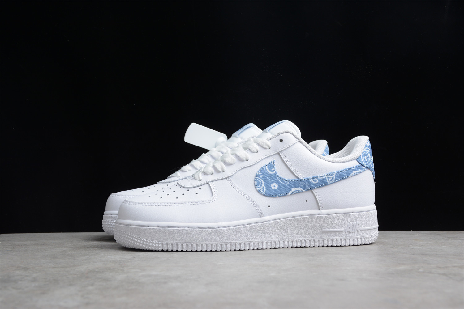 Nike Air Force 1 Low 