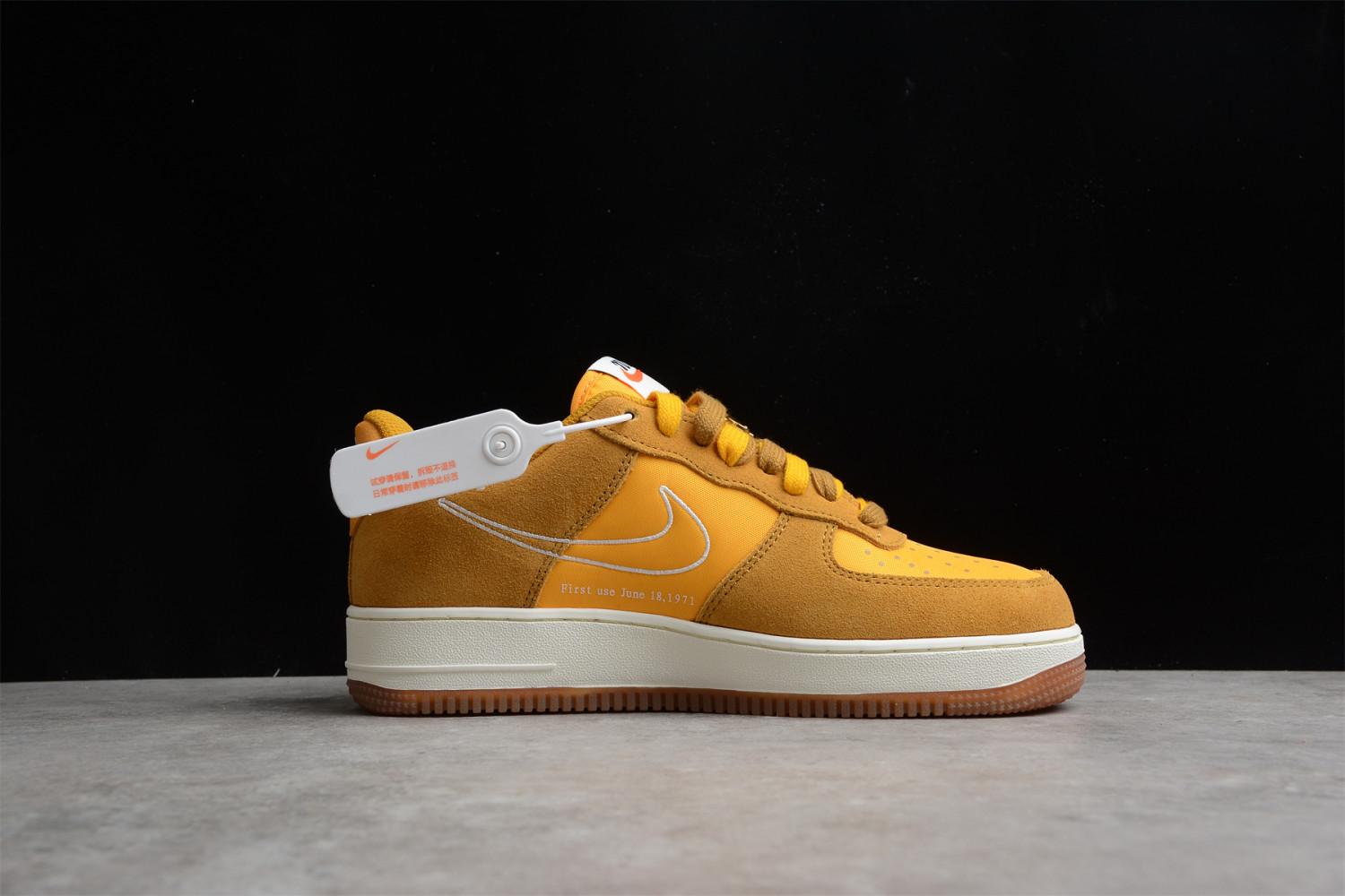 Nike Air Force 1 Low 
