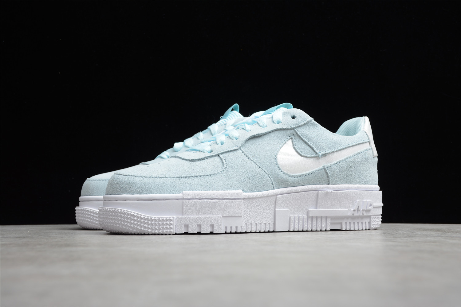 Nike Air Force 1 Low PIxel Glacier Blue (W) DH3855-400