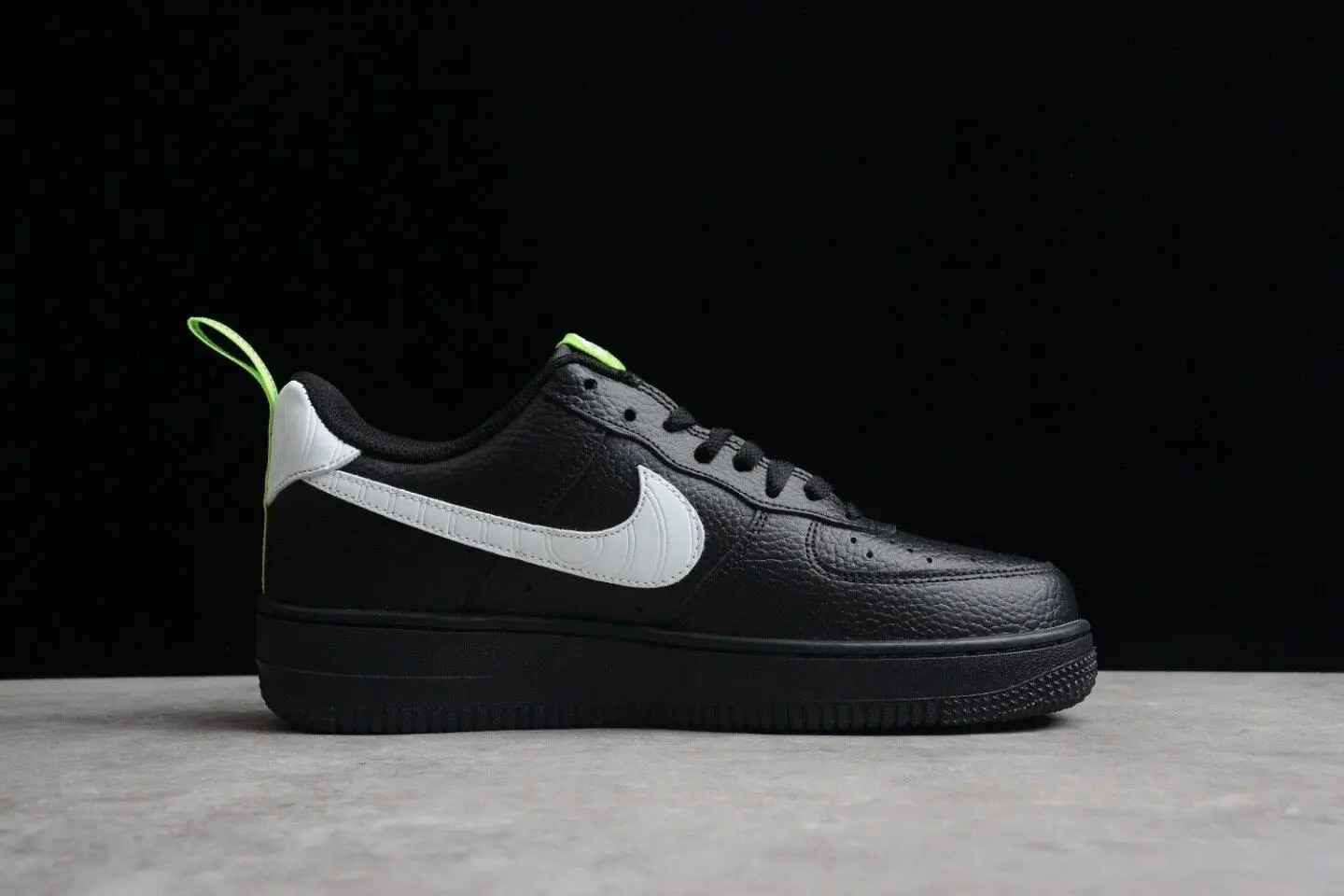 Nike Adds The Air Force 1’s Iconic “Pivot Point” DO6394-001