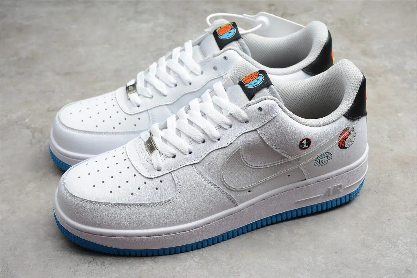 Nike Air Force 1 Low Happy Hoops (GS) DM8088-100