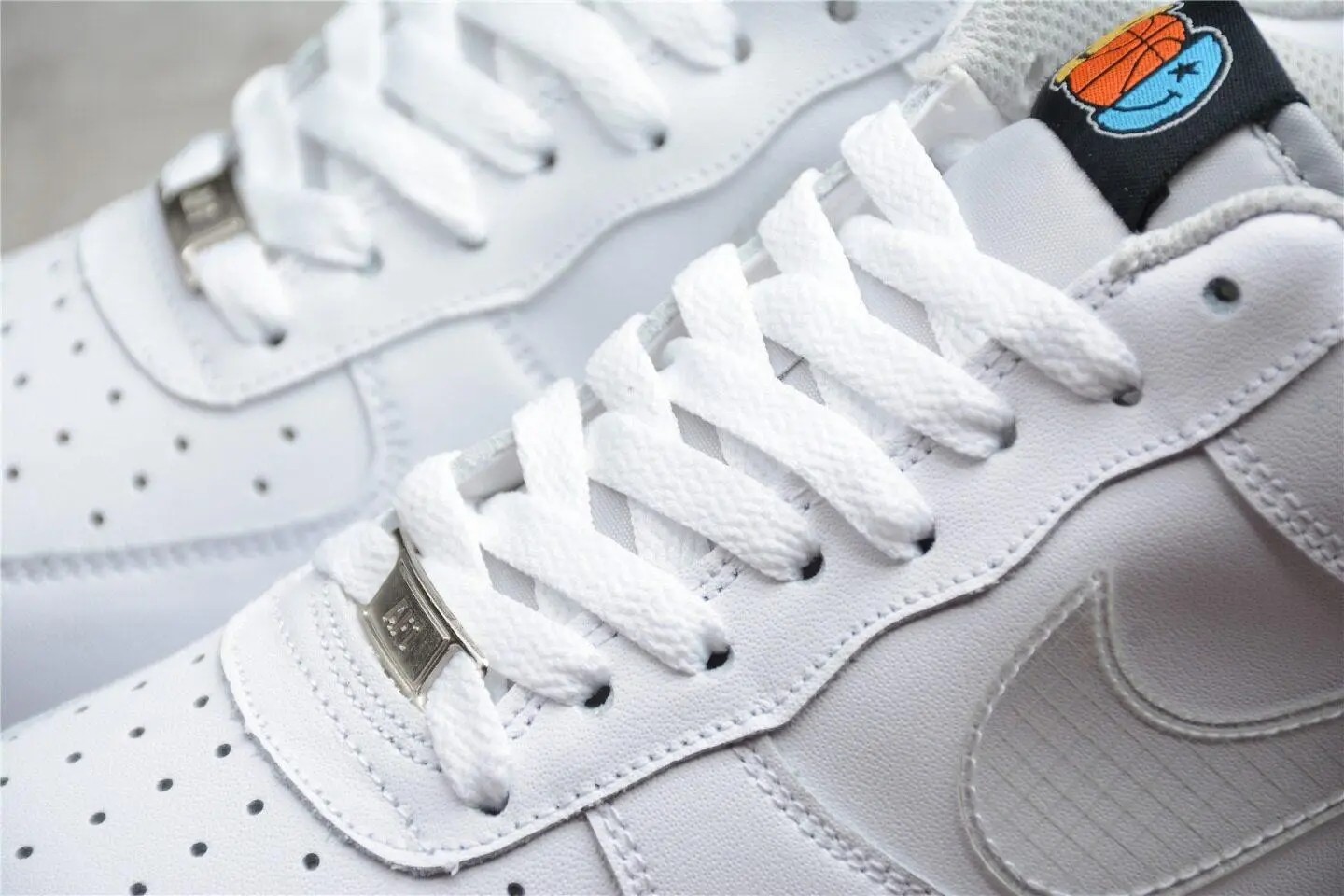 Nike Air Force 1 Low Happy Hoops (GS) DM8088-100
