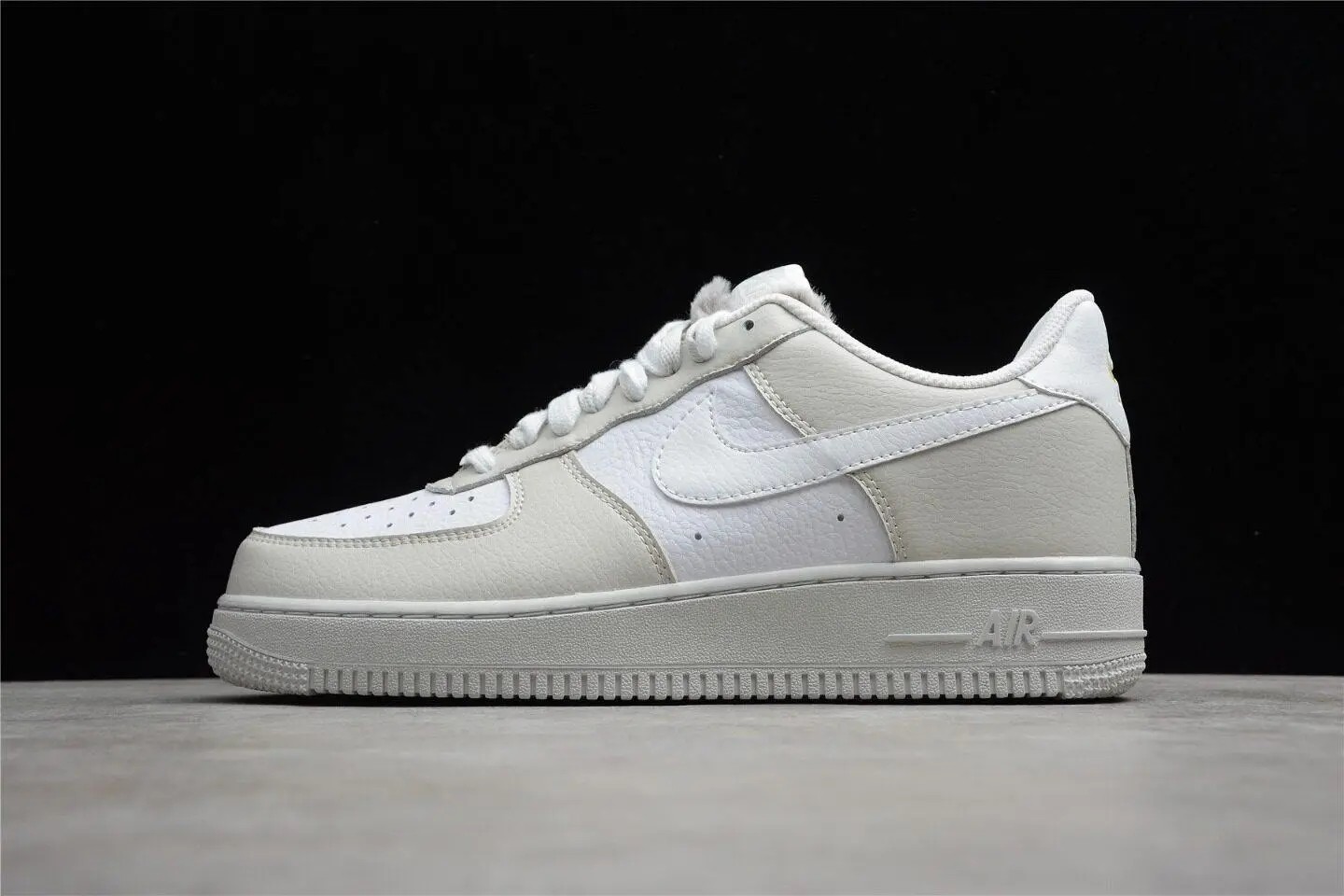 Nike Air Force 1 Low Light Bone Photon Dust (W) DC1165-001