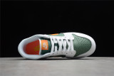 Nike Dunk Low SE NY vs. NY DN2489-300