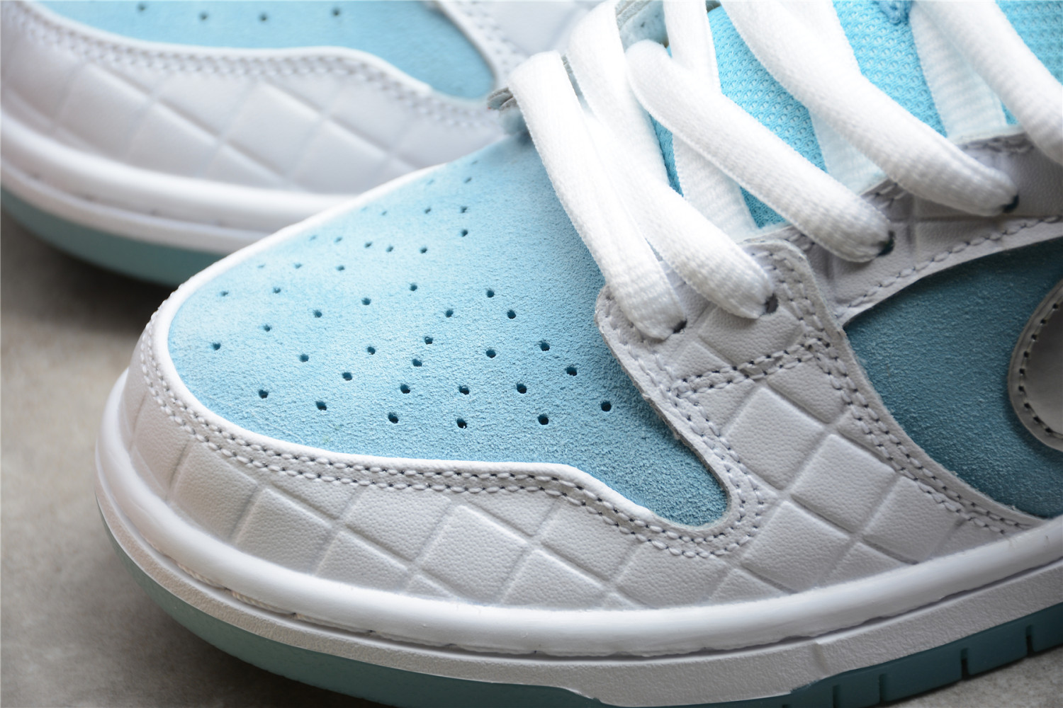 Nike SB Dunk Low Pro FTC Lagoon Pulse DH7687-400