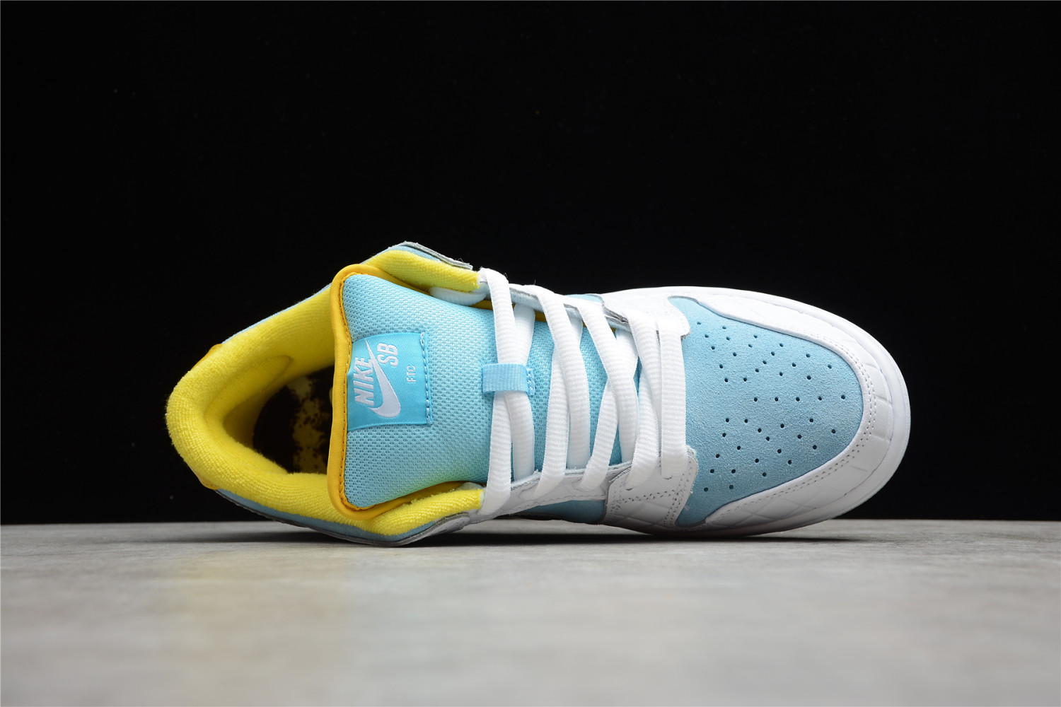 Nike SB Dunk Low Pro FTC Lagoon Pulse DH7687-400