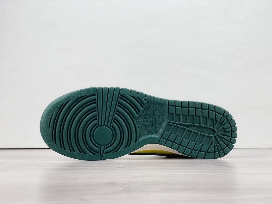 Nike Dunk Low Pro SB 