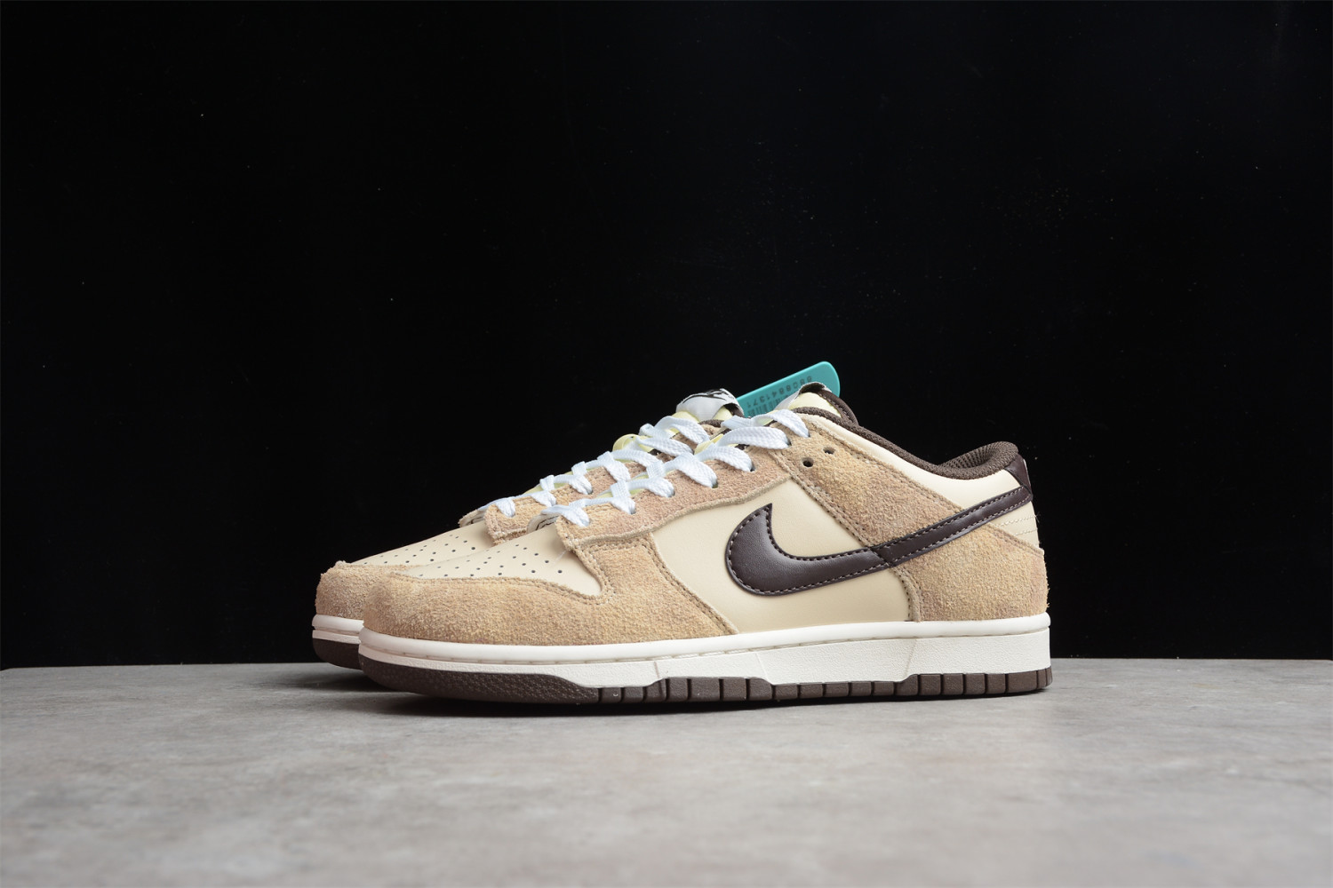 Nike Dunk Low Retro PRM Animal Pack Giraffe/Cheetah DH7913-200