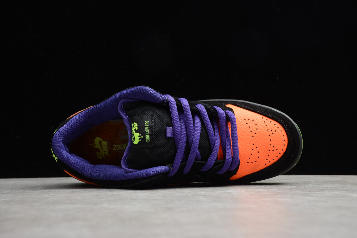 Nike SB Dunk Low Night of Mischief Halloween BQ6817-006
