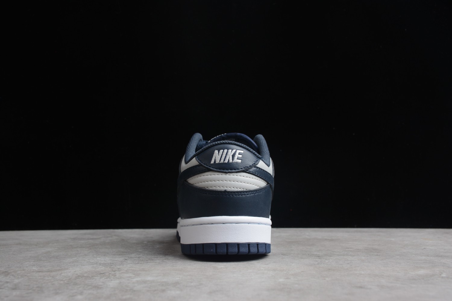 Nike Dunk Low Georgetown (GS) CW1590-004