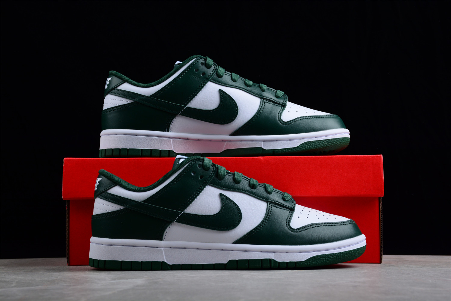Nike Dunk Low Michigan State DD1391-101