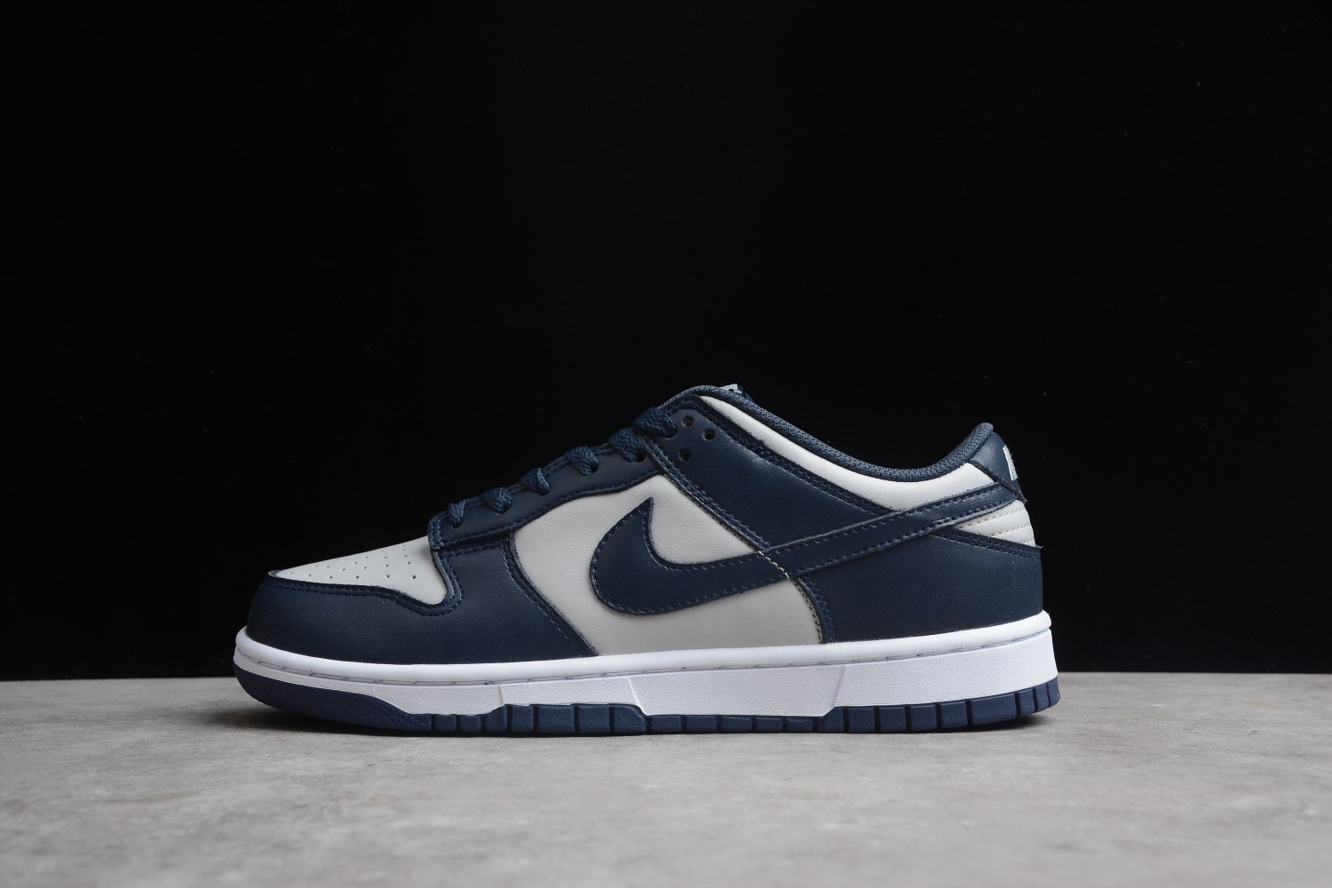 Nike Dunk Low Georgetown (GS) CW1590-004