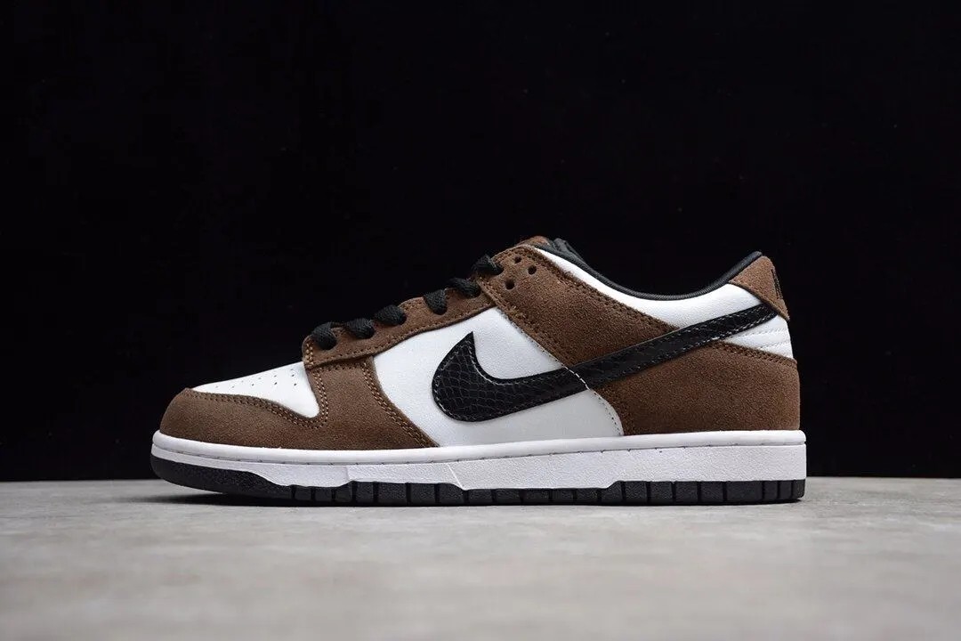 Nike SB Dunk Low White Black Trail End Brown 304292-102