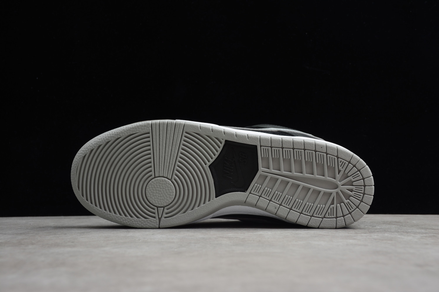 Nike SB Dunk Low J-Pack Shadow BQ6817-007