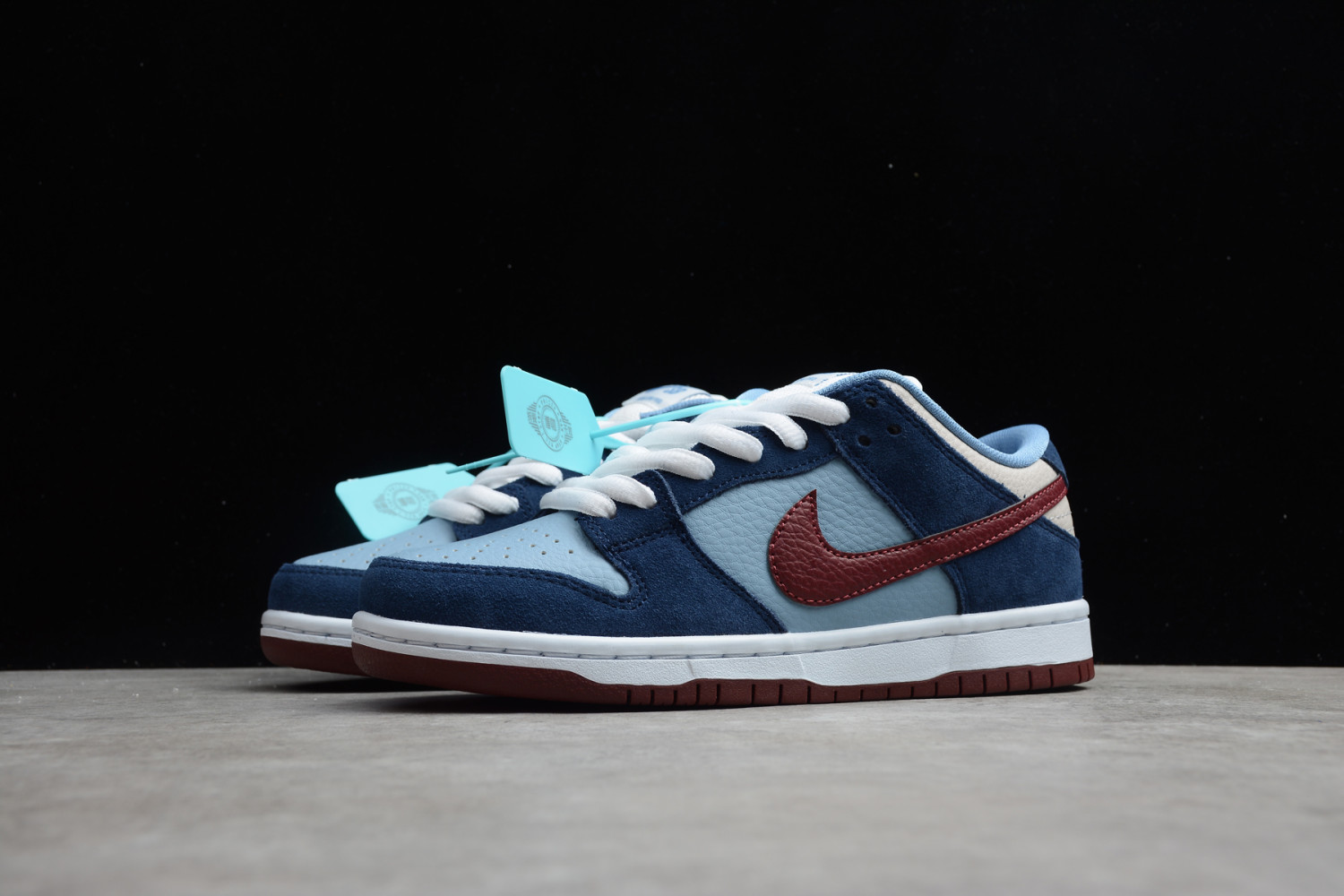 Nike SB Dunk Low FTC Finally 313170-463