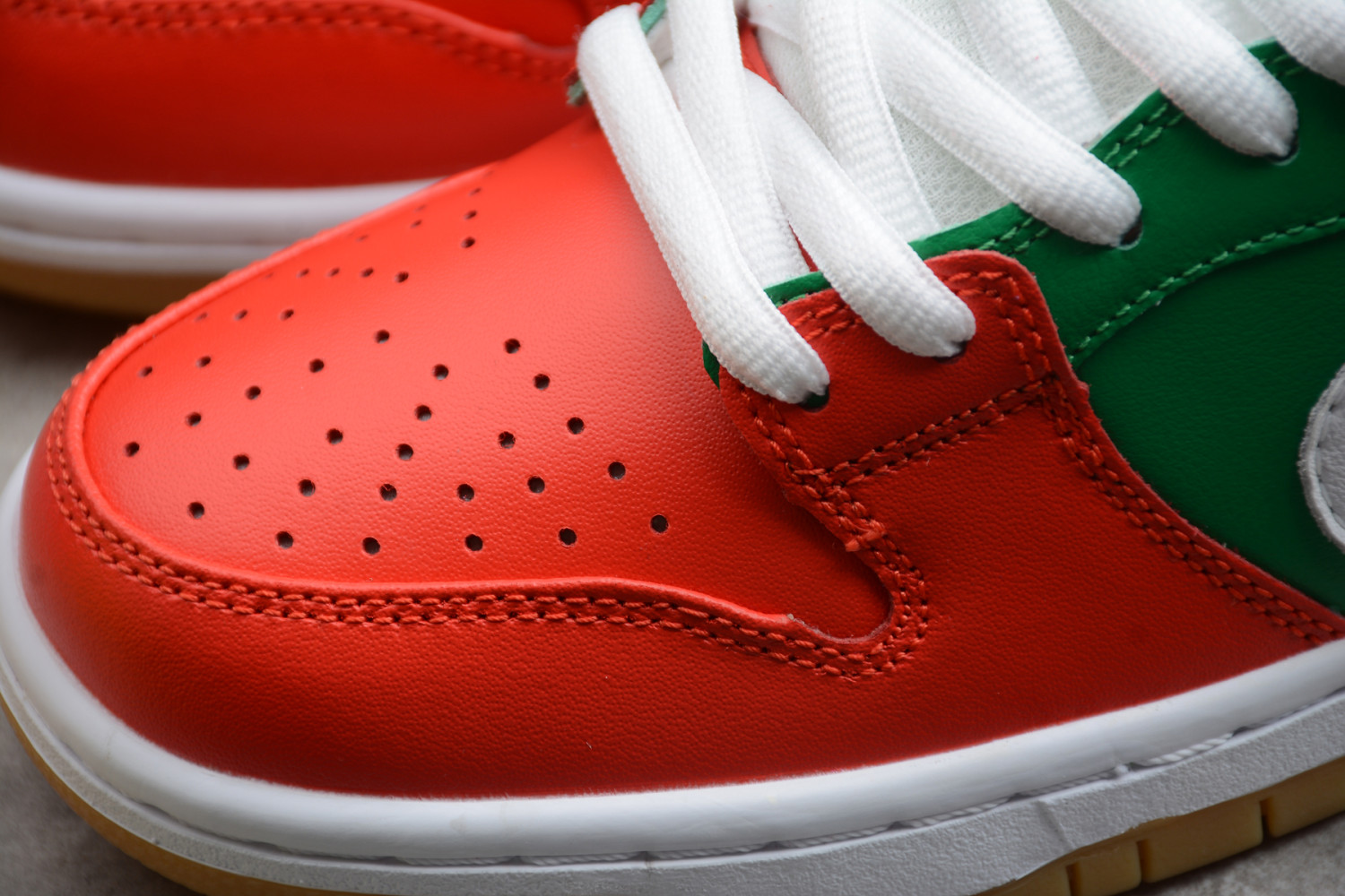 Nike SB Dunk Low 7-Eleven CZ5130-600