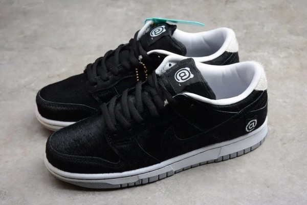 Nike SB Dunk Low Medicom Toy (2020) CZ5127-001