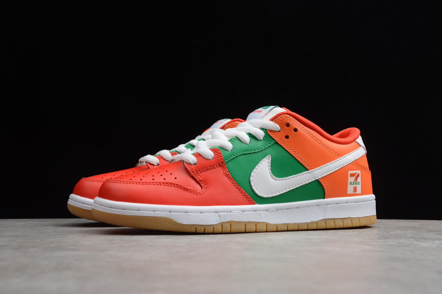 Nike SB Dunk Low 7-Eleven CZ5130-600