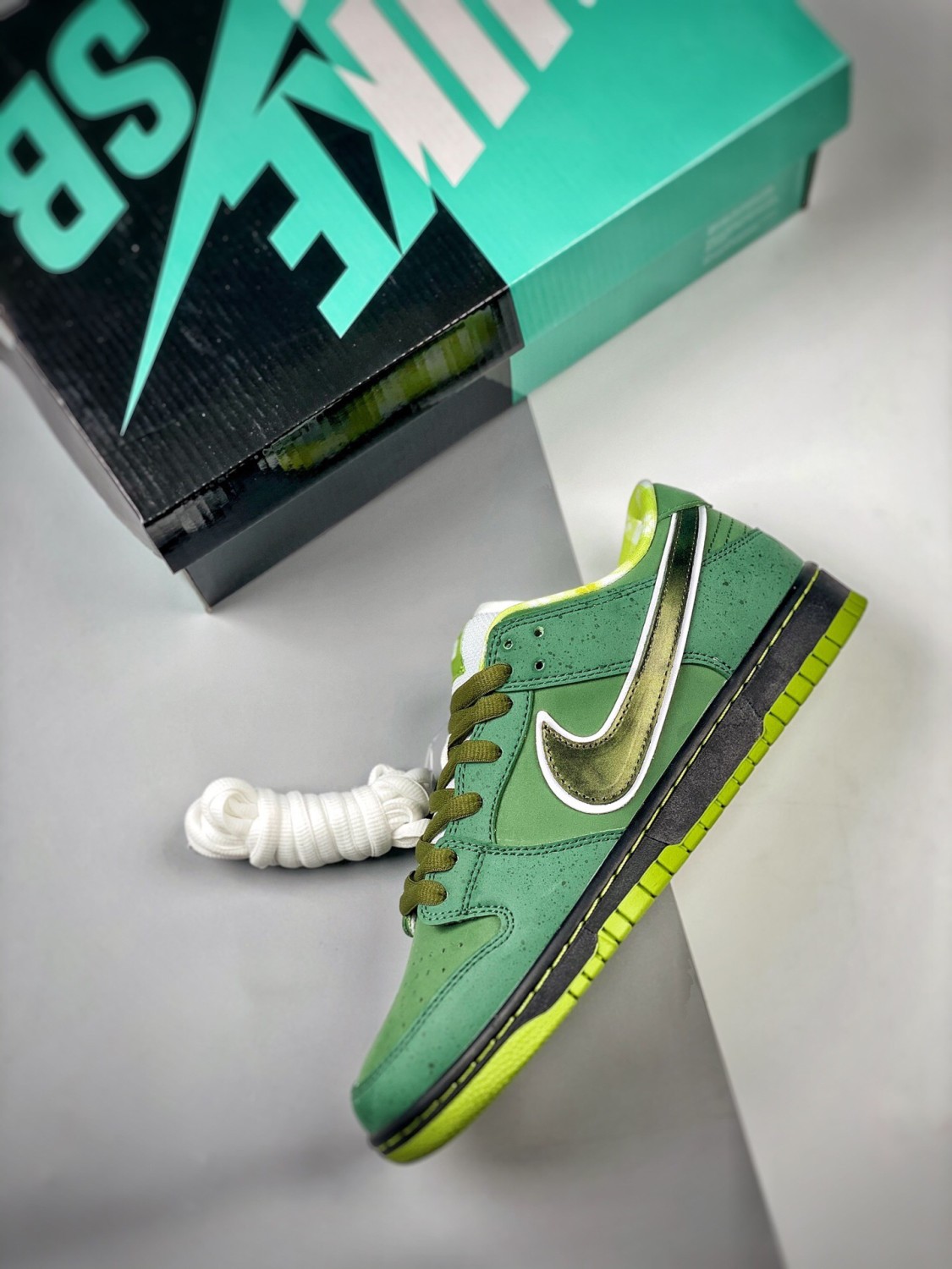 Nike SB Dunk Low Concepts Green Lobster BV1310-337