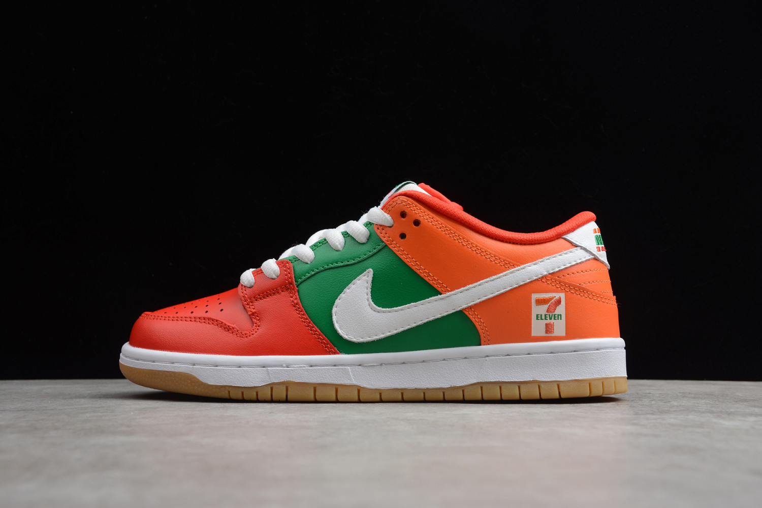 Nike SB Dunk Low 7-Eleven CZ5130-600